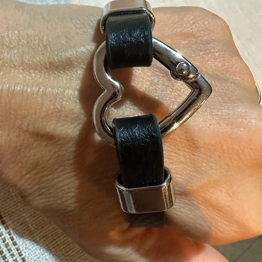 Heart Black Leather Bracelet for Men and Women